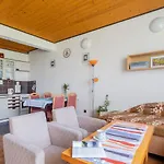 Apartment Rabyne-1 By Interhome