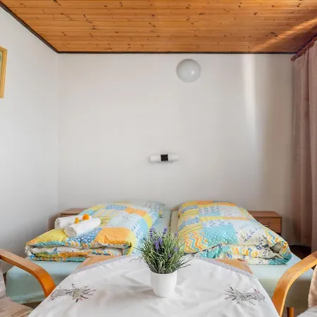 Rabyne-1 By Interhome Lägenhet *