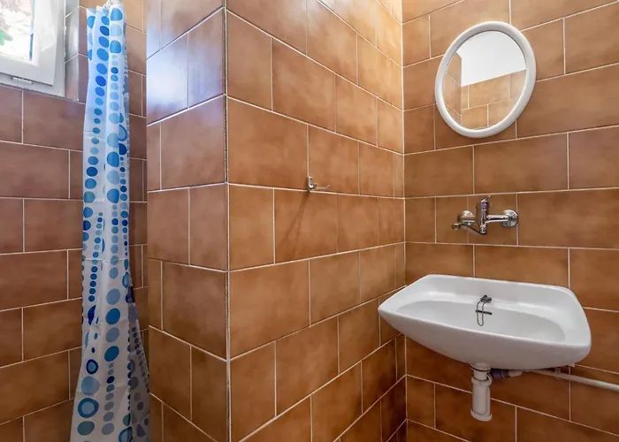 Rabyne-1 By Interhome Rabyne